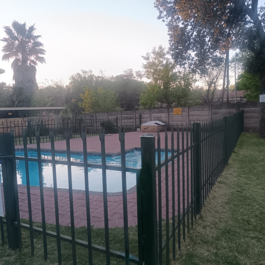 2 Bedroom Property for Sale in Sasolburg Ext 2 Free State
